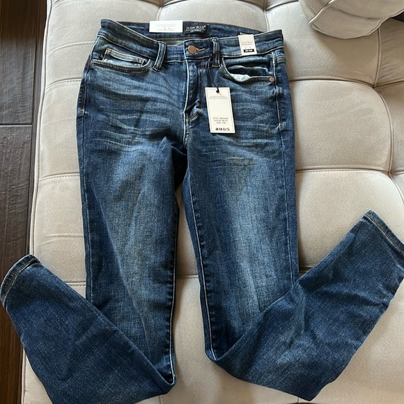 Judy Blue Denim - Judy Blue Mid-Rise Skinny Jeans Size 3/26